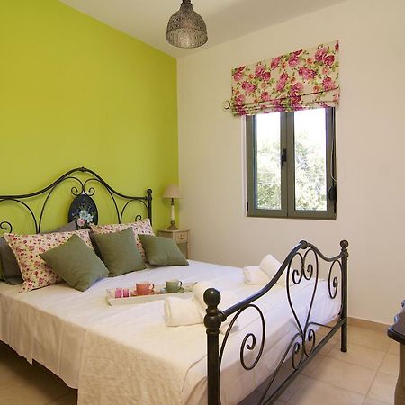 Loutra Resort Ruang foto