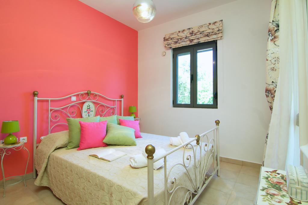 Loutra Resort Ruang foto