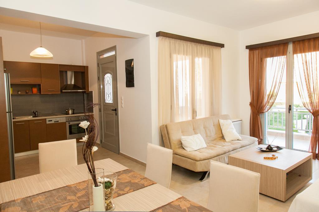 Loutra Resort Ruang foto